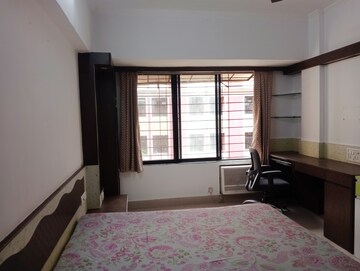 Room in 2 BHK Apartment at K Raheja Raheja Residency, Malad East – for Rent