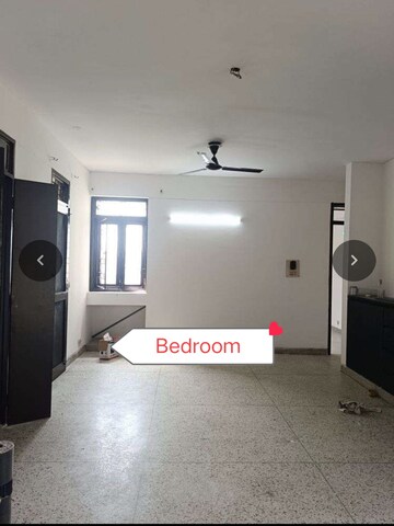 Master Bedroom in 3.5 BHK Apartment at Abhinandan CGHS, Sector 51 – for Rent