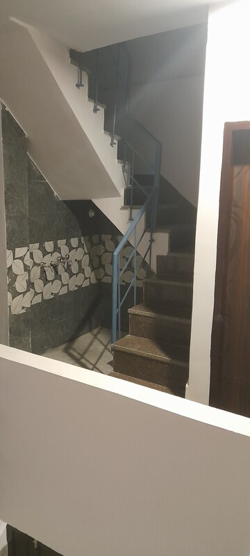 3 BHK Independent House – Exterior View View at Dayanand Nagar - for Rent