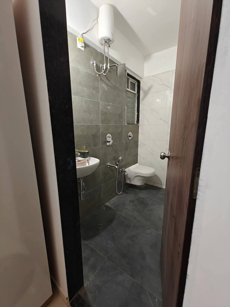 Bathroom, shraddha-pratham 1 Bedroom 457 Sq.Ft. Apartment In Borivali East Mumbai 8348745