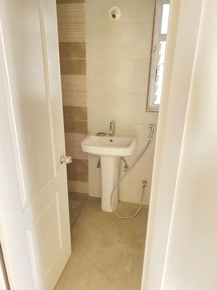 Bathroom, avon-vista 4 Bedroom 1640 Sq.Ft. Apartment In Balewadi Pune 8348775