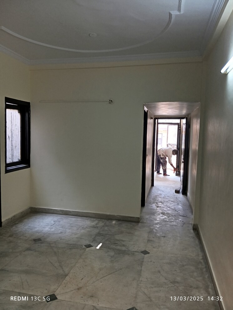 Room, shalimar garden 2 Bedroom 900 Sq.Ft. Builder Floor In Shalimar Garden Ghaziabad 8348814