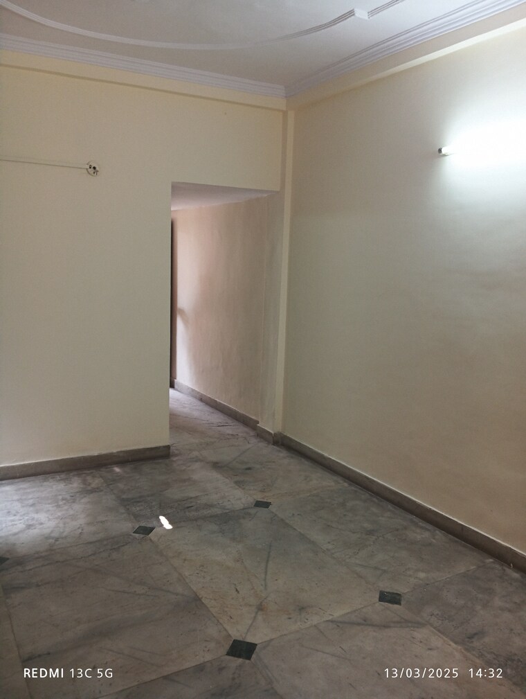 Room, shalimar garden 2 Bedroom 900 Sq.Ft. Builder Floor In Shalimar Garden Ghaziabad 8348814