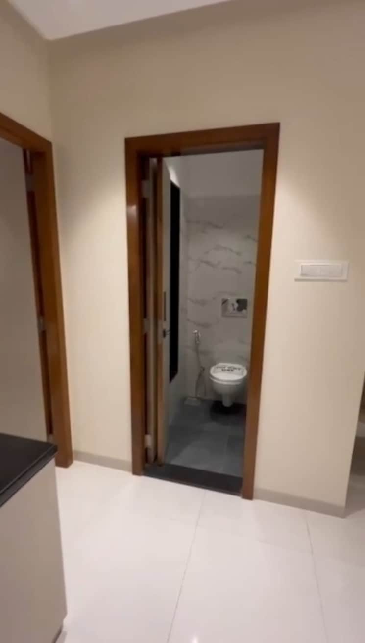 Room, shreeji-plaza 1 Bedroom 350 Sq.Ft. Apartment In Malad West Mumbai 8348810