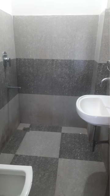 Bathroom in 1 RK Builder Floor at Sector 24 – for Rent