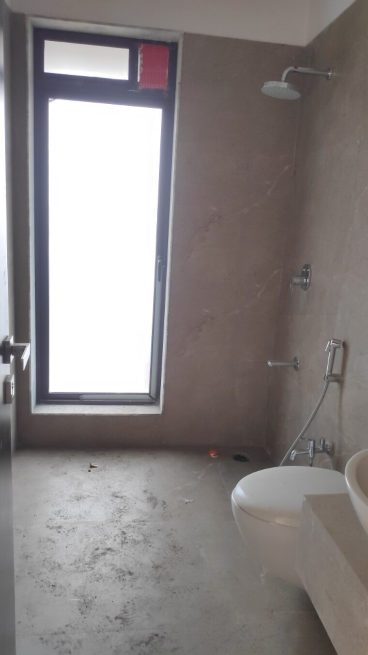 Bathroom, lake-front-solitaire 3 Bedroom 2000 Sq.Ft. Apartment In Powai Mumbai 8348879