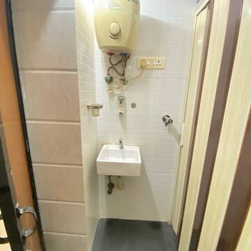 Bathroom in 1 BHK Apartment at Sion – for Sale