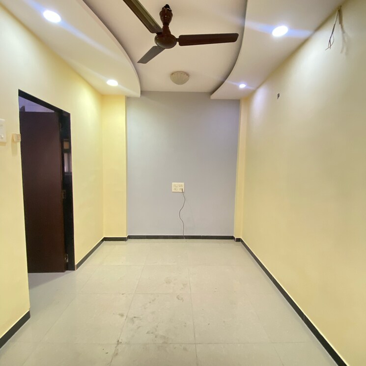 Room, sion 1 Bedroom 475 Sq.Ft. Apartment In Sion Mumbai 8348889