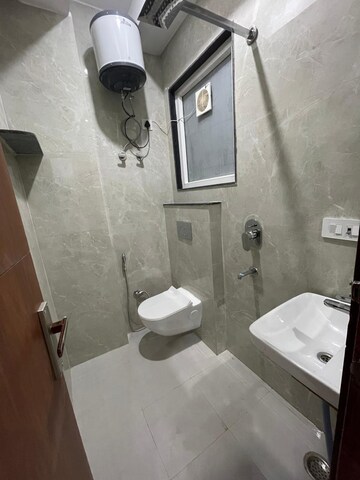 Bathroom in 1 BHK Builder Floor at Sector 24 – for Rent