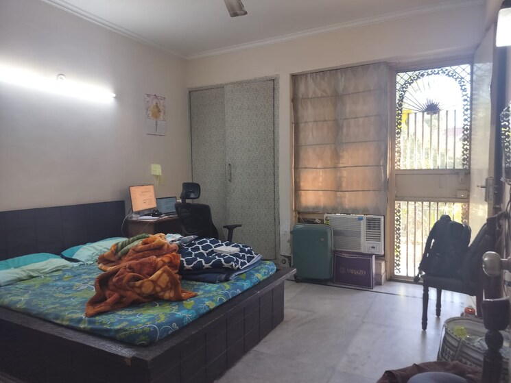 Bedroom, pioneer-park-phase-1 3 Bedroom 1795 Sq.Ft. Apartment In Sector 61 Gurgaon 8348909