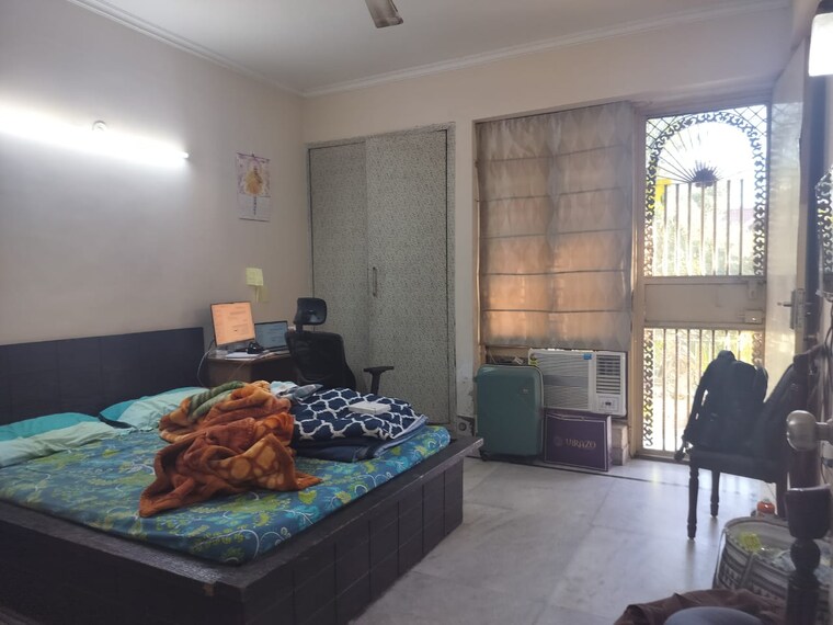 Bedroom, pioneer-park-phase-1 3 Bedroom 1795 Sq.Ft. Apartment In Sector 61 Gurgaon 8348909