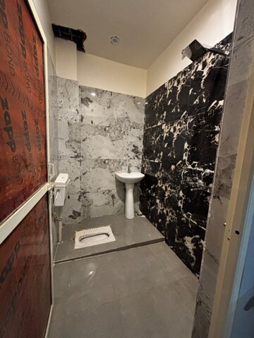 Bathroom in 4 BHK Independent House at Naubasta Kala – for Rent