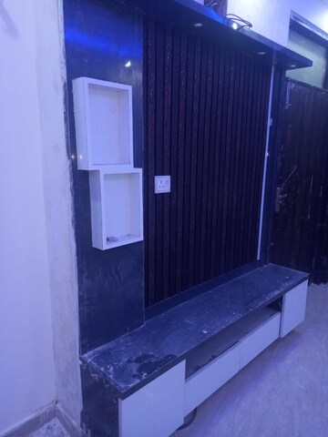 Bathroom in 1 BHK Builder Floor at Sector 73 – for Sale