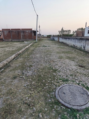  Plot – Exterior View View at Jankipuram Extension - for Sale