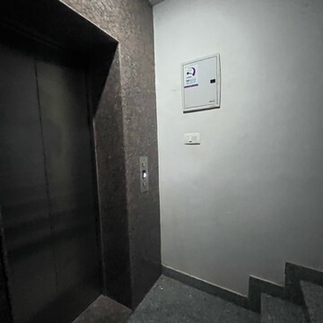Bathroom in 2 BHK Builder Floor at Ansal Sushant Lok I, Sector 43 – for Rent