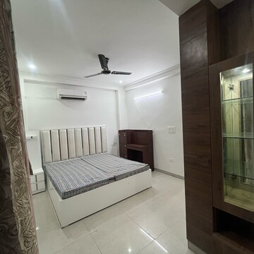 Bathroom in 2 BHK Builder Floor at Ansal Sushant Lok I, Sector 43 – for Rent