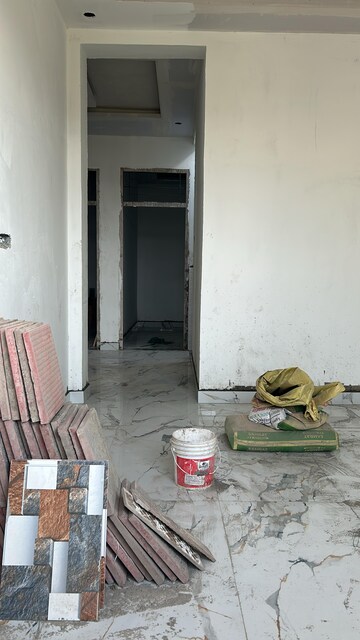 Living Room in 2 BHK Independent House at Jankipuram Extension – for Sale