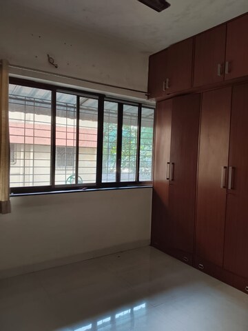 Room in 2 BHK Apartment at Vashi – for Rent