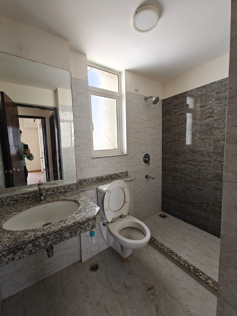 Bathroom, m3m-woodshire 3 Bedroom 1943 Sq.Ft. Apartment In Sector 107 Gurgaon 8349171