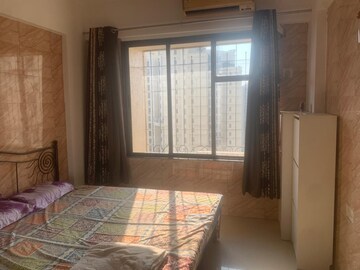 Room in 2 BHK Apartment at Lake Florence, Powai – for Rent