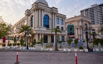 Office Space For Sale in Omaxe World Street, Sector 79