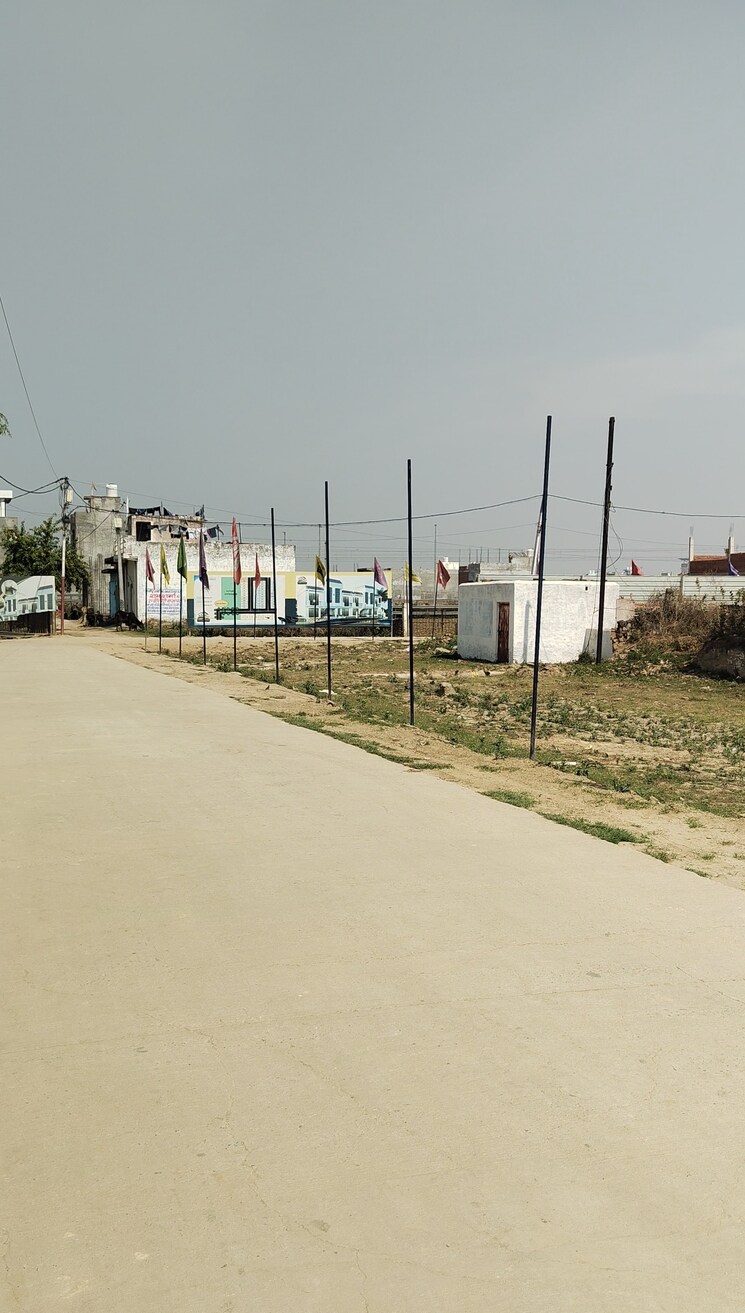 undefined, sector 10 greater noida  100 Sq.Yd. Plot In Sector 10 Greater Noida Greater Noida 8349330