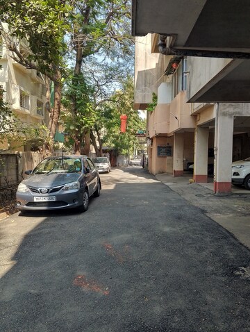 Parking in 1 RK Builder Floor at Anand Nagar – for Rent