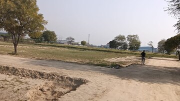 Commercial Land 100 Sq.Yd. For Resale in Pirthla Palwal  8349339