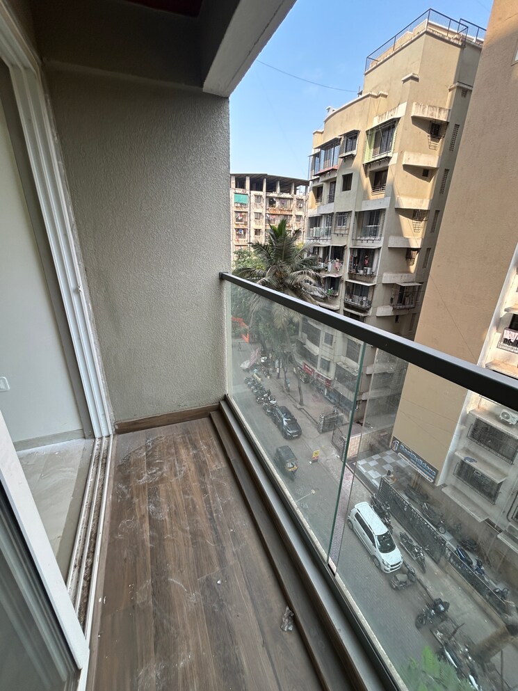 Balcony, gurukrupa-ghanshyam 2 Bedroom 650 Sq.Ft. Apartment In Naidu Colony Mumbai 8349356