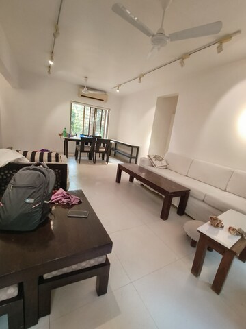 2 BHK Apartment For Rent in Bandra West