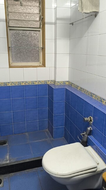 Bathroom in 2.5 BHK Apartment at Bandra West – for Rent
