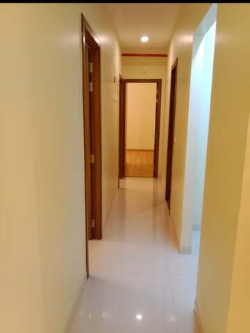 3 BHK Apartment For Rent in Shapoorji Pallonji Alpine, Kandivali East