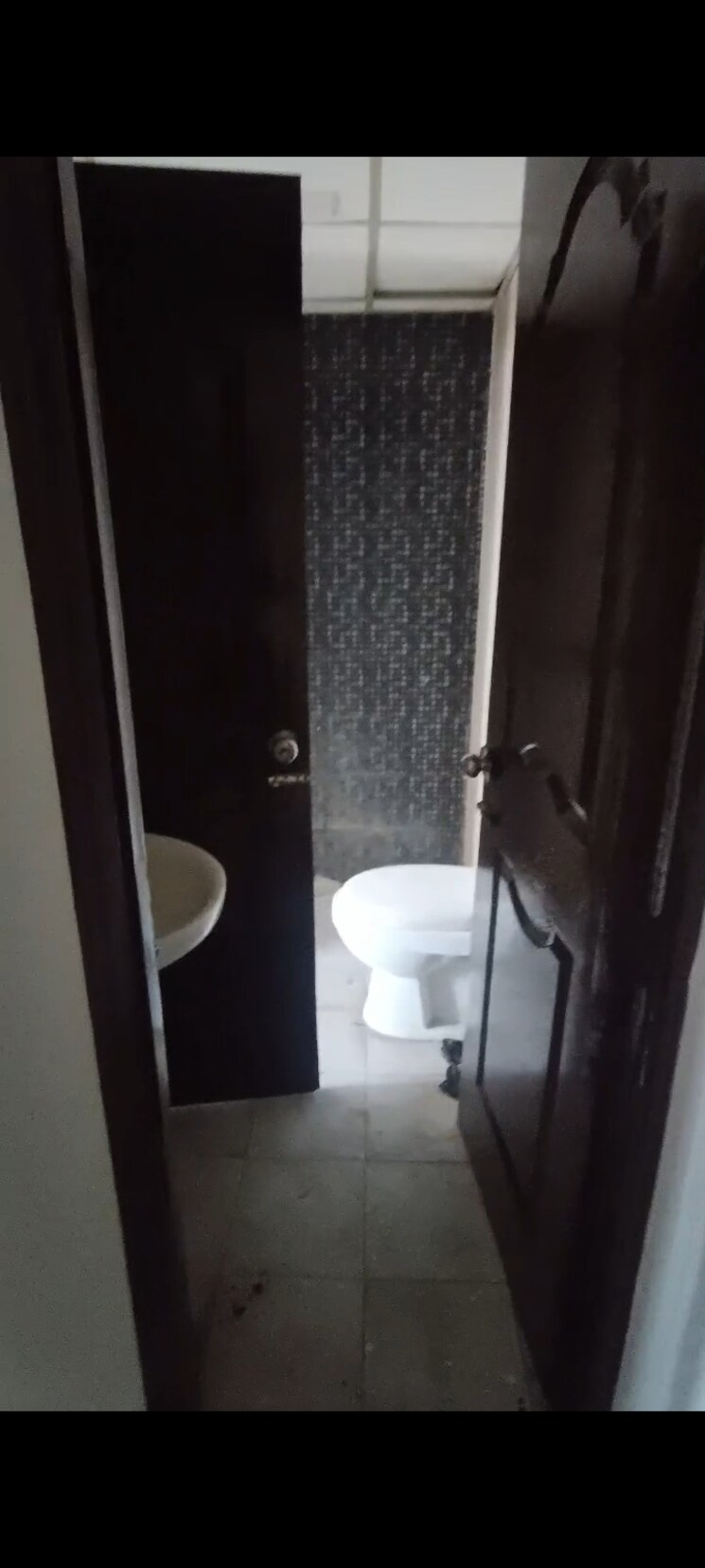 Bathroom, star-rameshwaram 2 Bedroom 890 Sq.Ft. Apartment In Raj Nagar Extension Ghaziabad 8349478