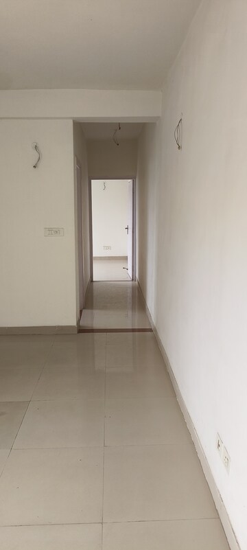 Building Lobby in 2 BHK Builder Floor at BPTP Parkland Pride, Sector 77 – for Sale