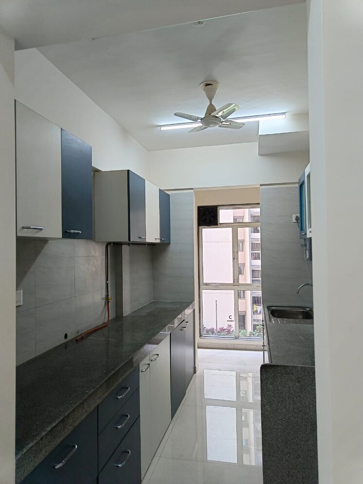 Kitchen, godrej-central 2 Bedroom 754 Sq.Ft. Apartment In Chembur Mumbai 8349512