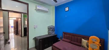 Furnished Amenities in 2.5 BHK Builder Floor at Nawada – for Rent
