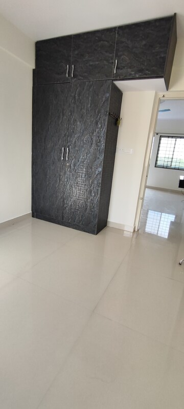 Room in 2 BHK Builder Floor at Koramangala – for Rent