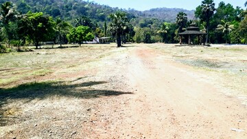 Plot Area in  Warehouse at Naigaon – for Rent