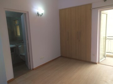Room in 3 BHK Apartment at Moti Nagar – for Rent