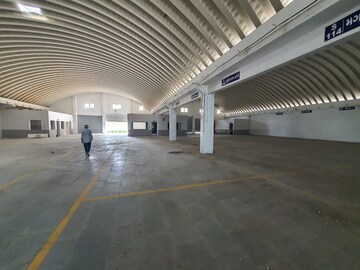 Parking in  Warehouse at Naigaon – for Rent