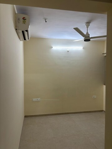 Room in 2 BHK Apartment at Lodha Palava Clara A To D and D1, Dombivli East – for Rent