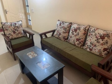 Living Room in 3 BHK Builder Floor at Guru Nanak Enclave, Dhakoli Village – for Rent