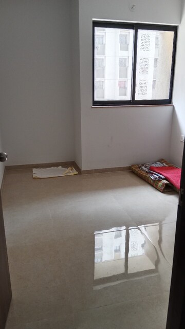 Furnished Amenities in 2 BHK Apartment at Lodha Palava Clara A To D and D1, Dombivli East – for Rent