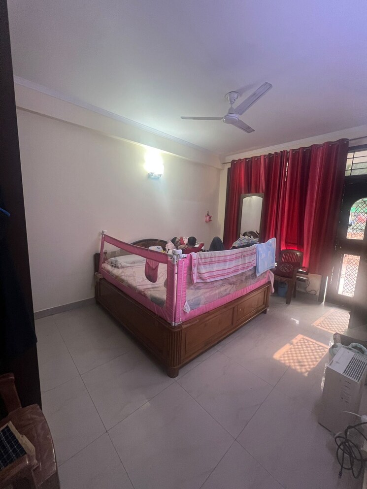 Bedroom, unitech-south-city-ii 3 Bedroom 1802 Sq.Ft. Apartment In Sector 50 Gurgaon 8349807