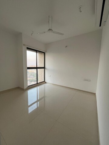 Room in 3 BHK Apartment at Lodha Palava Aurora B and C, Dombivli East – for Rent