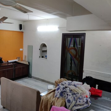 Bedroom in 2 BHK Apartment at Kashmira Nivas Apartment, Chembur – for Rent