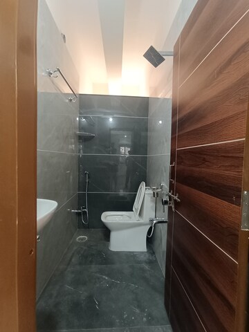 Bathroom in 2 BHK Apartment at Kondapur – for Rent
