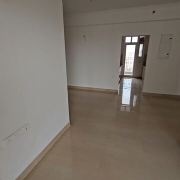 Room in 3 BHK Apartment at ATS Nobility, Sector 4, Greater Noida – for Rent