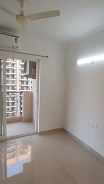 Room in 3 BHK Apartment at ATS Nobility, Sector 4, Greater Noida – for Rent