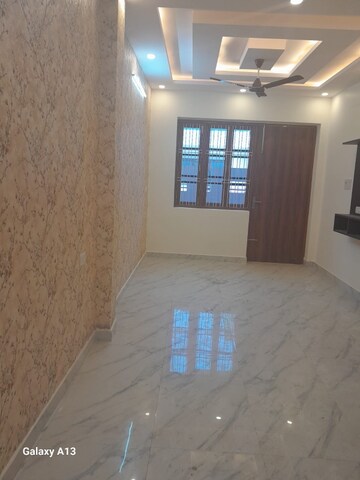 Bedroom in 2 BHK Independent House at Jankipuram Extension – for Rent